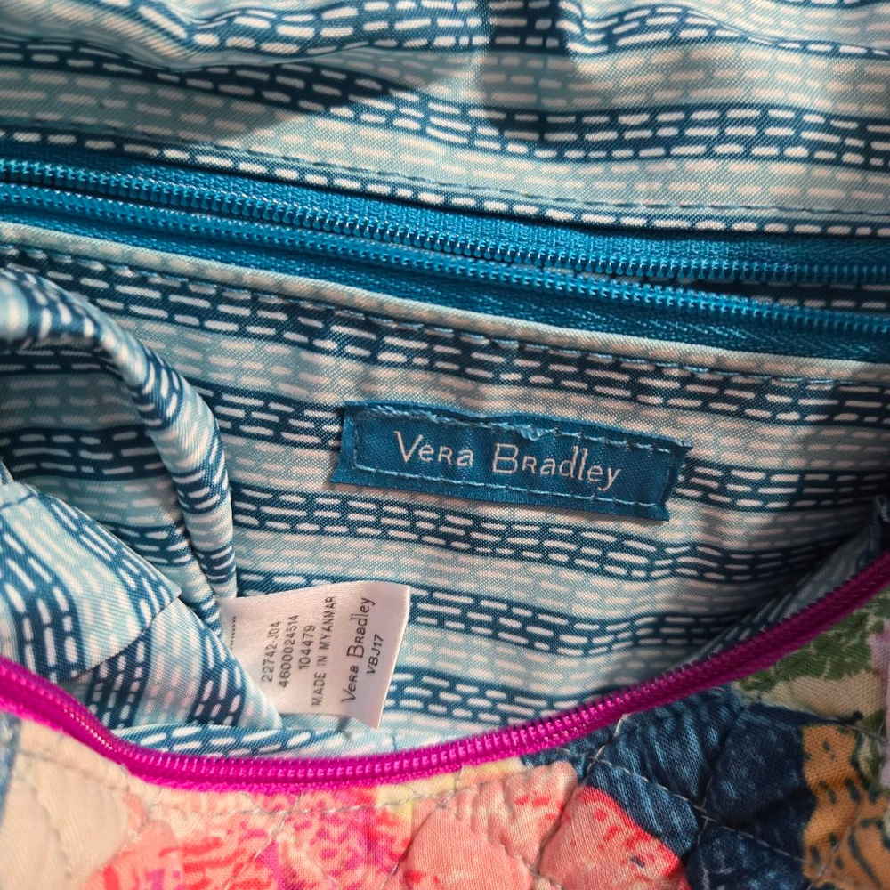 VERA BRADLEY Floral Super Bloom Hipster Crossbody Bag - Picture 10 of 13
